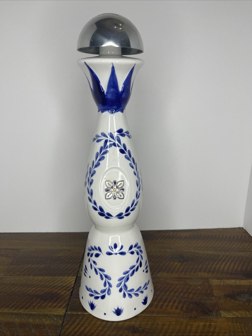 Clase Azul Reposado Tequila White And Blue Empty Bottle 750ml Rinsed